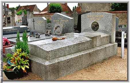 Могила Жакоба Макса.