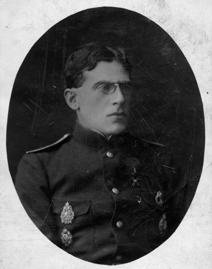 Айхенвальд Лев.